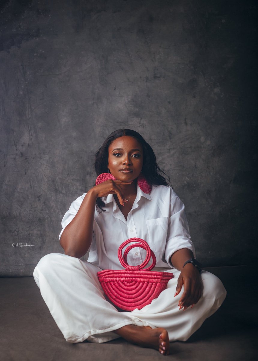 I’m still in the business of Portrait Photography ☺️