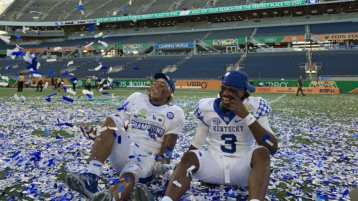 Jonathan Dunn tweet media