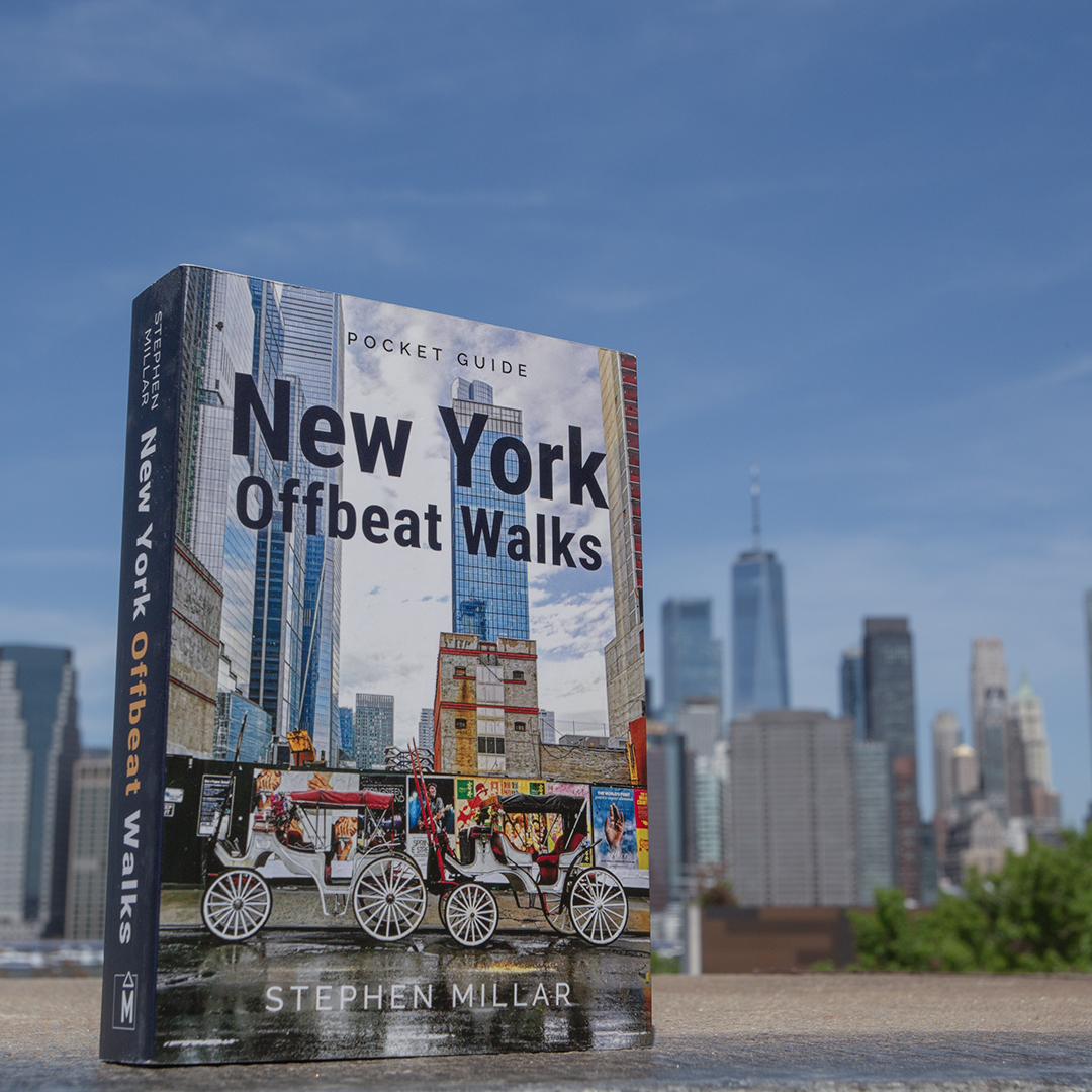 On your next trip to New York—whether for business or pleasure—bring this guide and discover unexpected delights on an early-morning stroll from your hotel.

museyon.com/shop/new-york-…