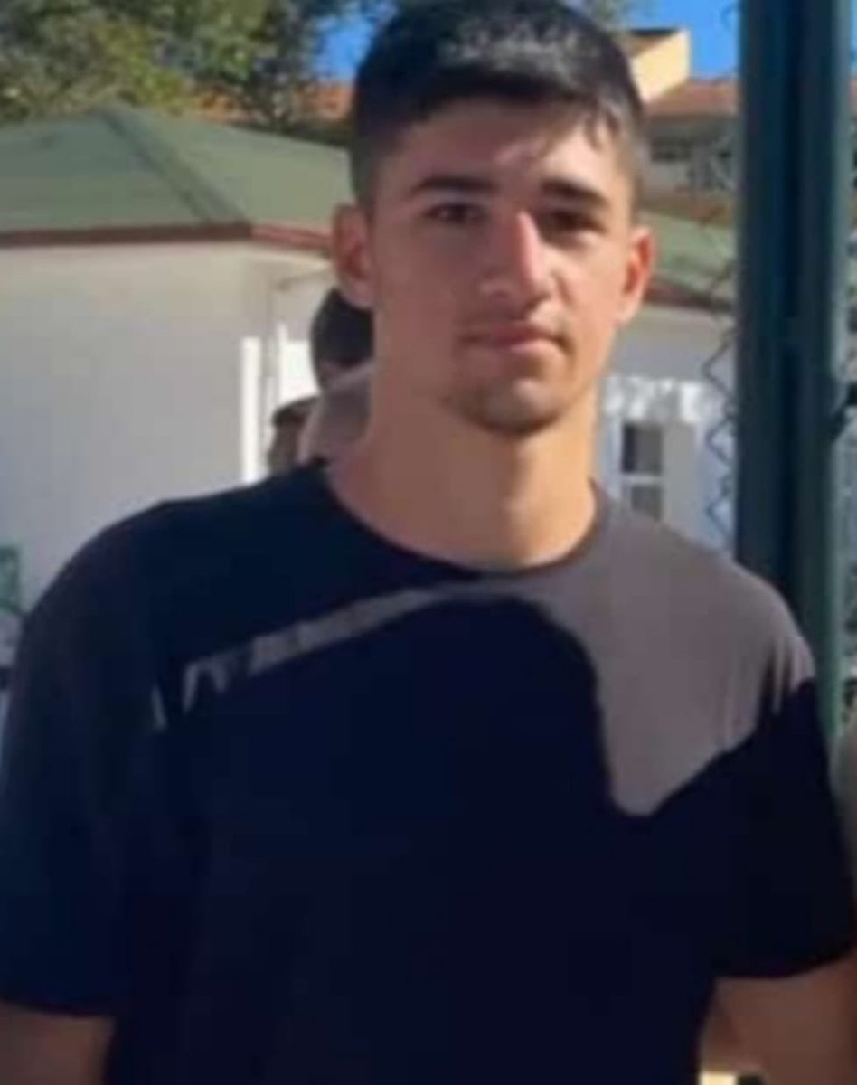 <a href="/Derya197648/">Derya</a> <a href="/yeliz__58/">Yeliz🍀</a> <a href="/VerdaCoskun/">verda@✌️</a> <a href="/sunasry/">suna sry</a> <a href="/Burcu164514/">Burcu</a> <a href="/aye06523/">ayşa</a> <a href="/Ali_Usta_2/">Ali_Usta</a> <a href="/hozgulbjk/">ᕼᑌ̈ᔕEYIᑎ</a> <a href="/LadyR445/">LadyRose</a> <a href="/onurisikman/">Onur IŞIKMAN</a> <a href="/trakyal22022012/">miraç</a> <a href="/rdm_glts/">rdm_glts</a> Berkay Melikoğlu akran zorbalığı yaşayan bir yavrumuz. Kesici aletle...
#BerkayHep17