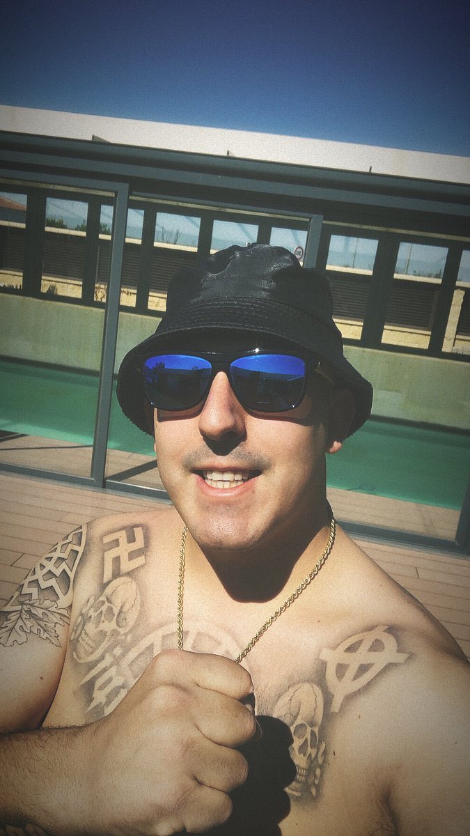 Carla 🇮🇨 tweet media