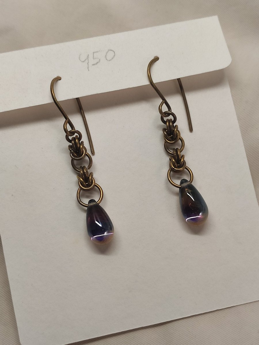 Alis313art's tweet image. Я знов прийшла просити в мене шось купити.
Бо найближчим часом я ше буду без грошей і боюся шо мене виселять з квартири через заборгованість ._.
Нижче буде тред з прикрасами, які в мене залишились в наявності. А пізніше ще зроблю тред з мерчем.
Буду дуже вдячна за поширення ✨