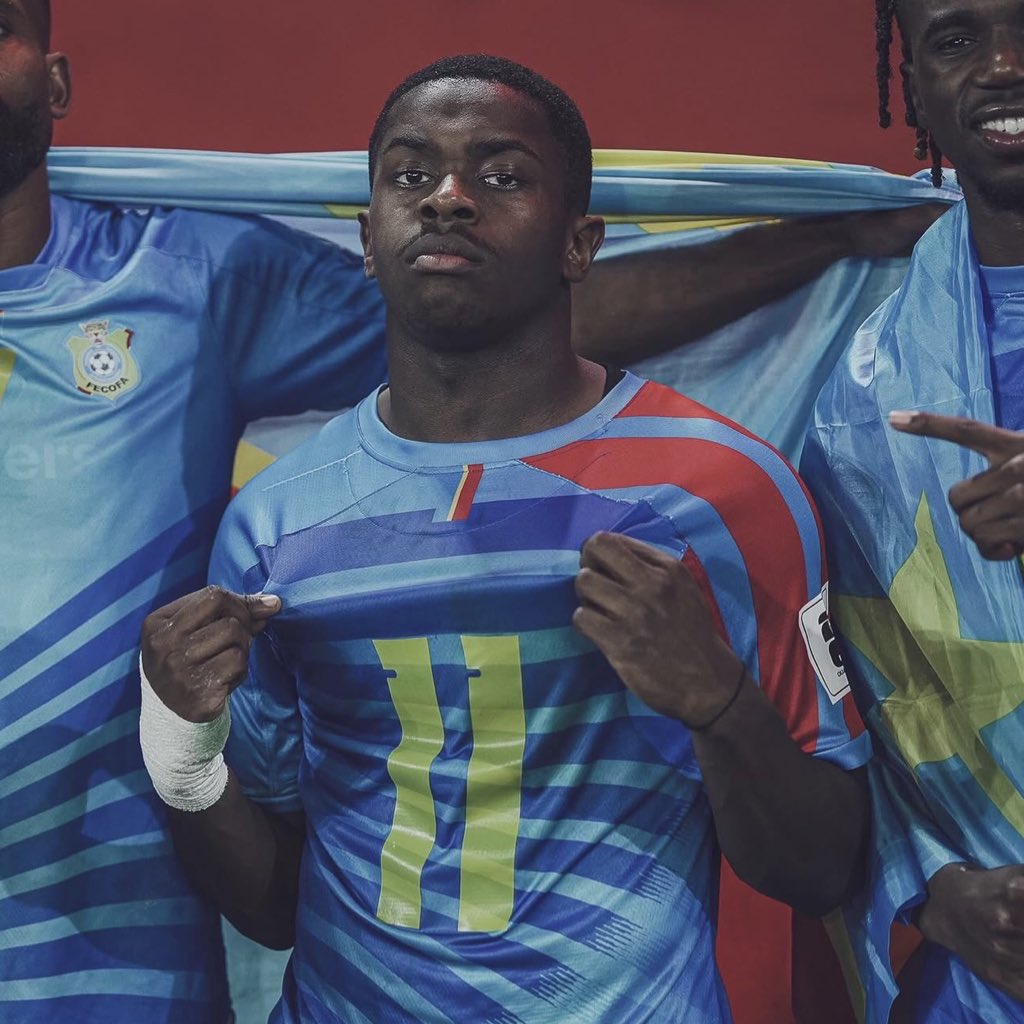 SunderlandAFC's tweet image. Congratulations to Noah Sadiki and Arthur Masuaku who have been called up to DR Congo’s squad for the upcoming African Cup of Nations! 🇨🇩💪