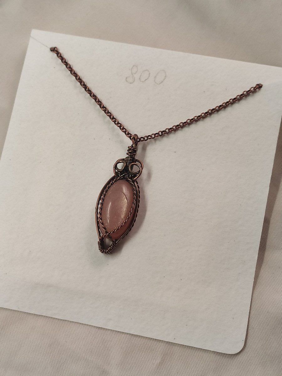 Alis313art's tweet image. Я знов прийшла просити в мене шось купити.
Бо найближчим часом я ше буду без грошей і боюся шо мене виселять з квартири через заборгованість ._.
Нижче буде тред з прикрасами, які в мене залишились в наявності. А пізніше ще зроблю тред з мерчем.
Буду дуже вдячна за поширення ✨