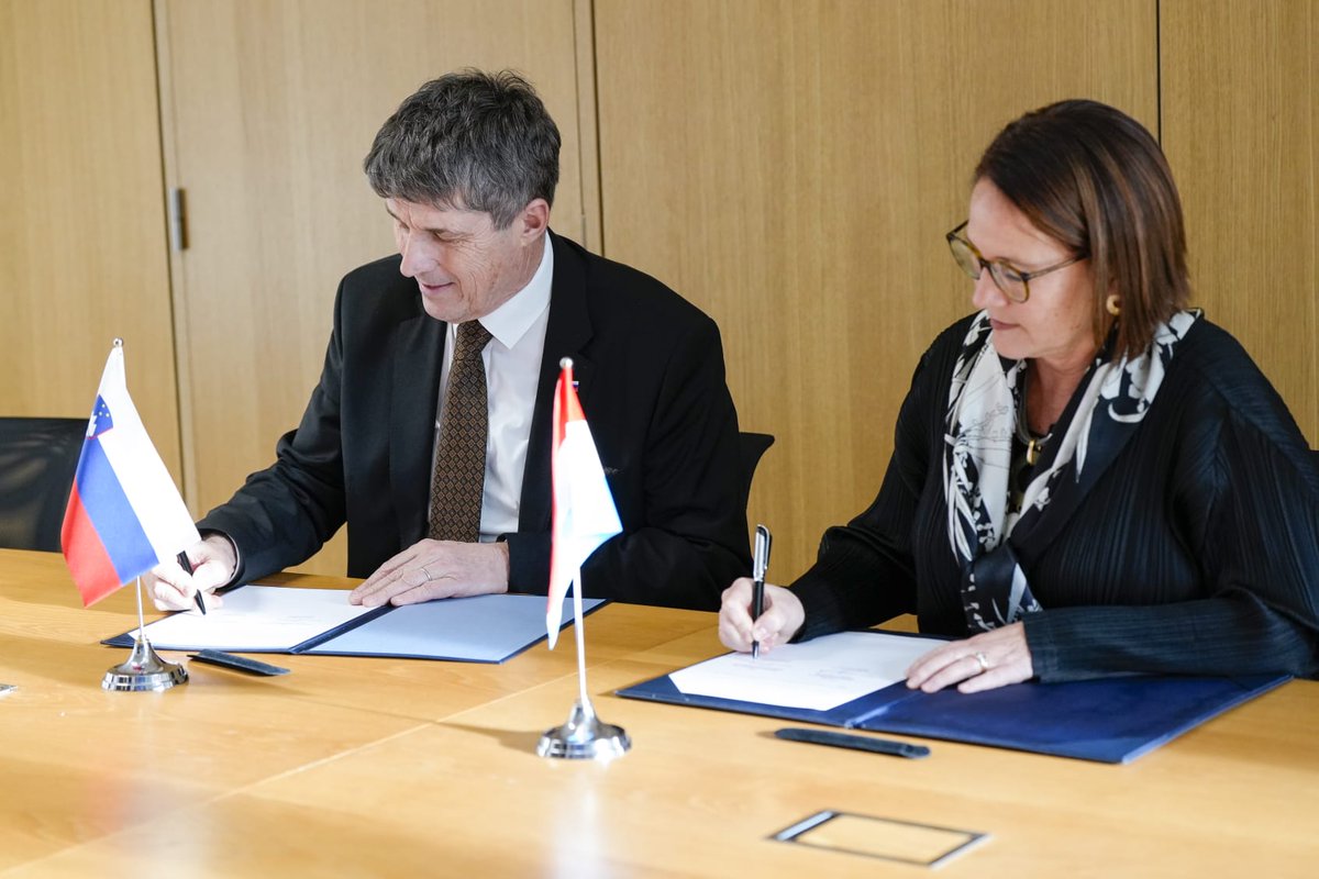 Direction de la défense tweet media