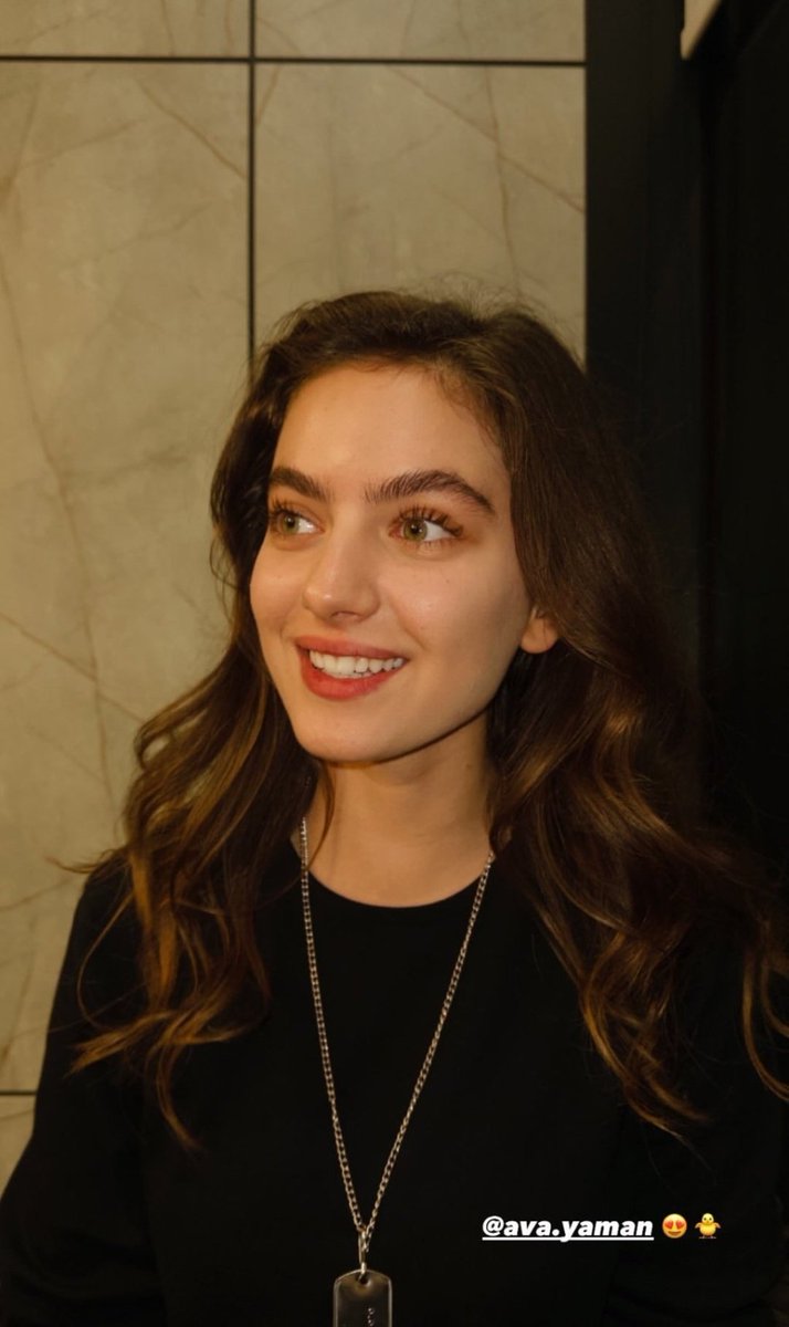 yokolmazaslaa's tweet image. 1. bölüm elenisinin güzelliği bu NELER OLUYORR