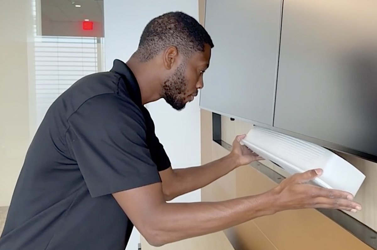 ClarkPowell_AV's tweet image. At ClarkPowell, our top priority is ensuring your AV system operates flawlessly.  
clark-powell.com/service
We offer comprehensive service programs for all systems, regardless of whether we installed them or another provider did.
#ProAV #avintegration #AVSolutions #avtweeps