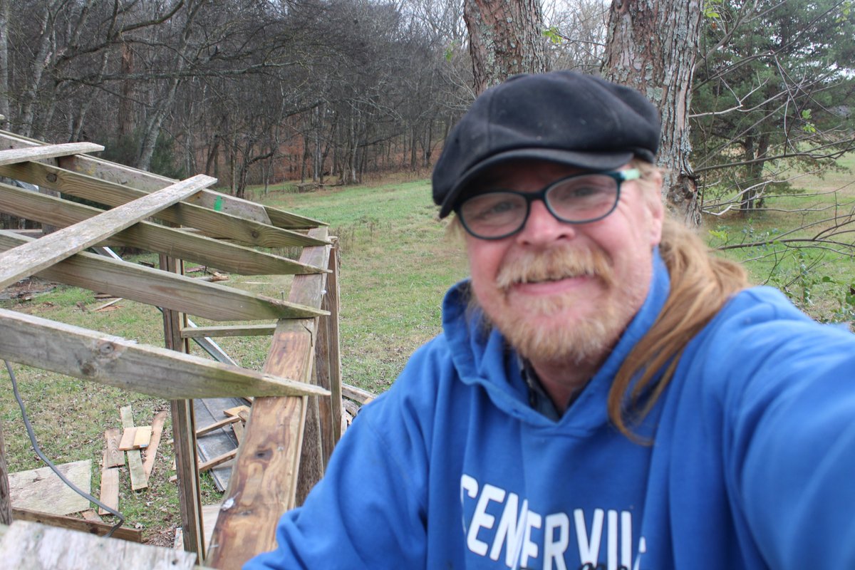 docsanderson's tweet image. #Scientists #Carpenter #RestorationProject #WildFireProtocol #Wolves @HeartsofHeroes_
@danpeckwx @Nature @Ginger_Zee
Mags G i beat the Storm got my wood cut termite damage repaired. oh i am SORE. Back to box to warm up rest &amp;amp; inside work. Love you Knot you Shag you Beautifuls Lee