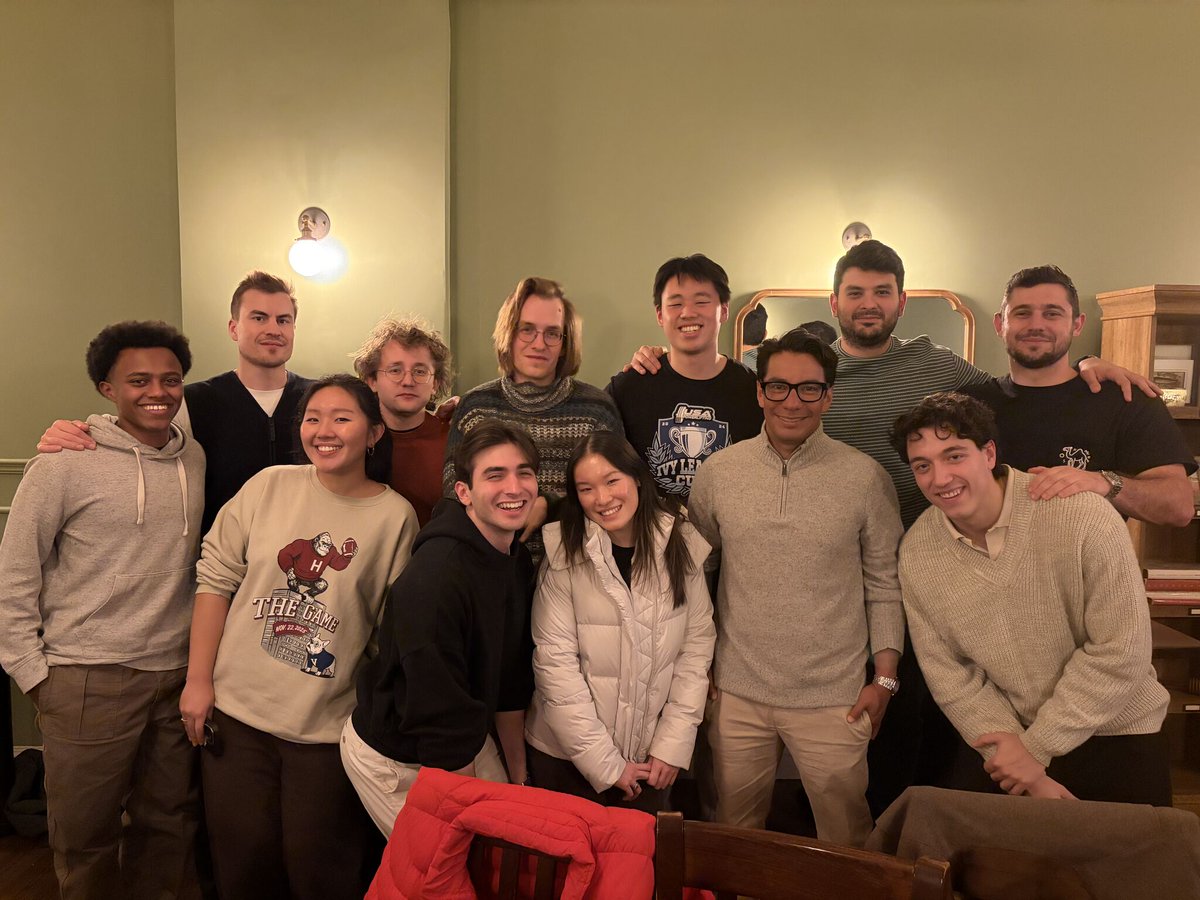 私はハーバード大学の留学生のために感謝祭ディナーを主催しましたが、このディナーは特別なものになると確信しています。
奨学金でしか学費を稼げない私たちにとって、感謝祭はストレスの多い時期です。実家に帰ることもできず(場合によっては片道航空券