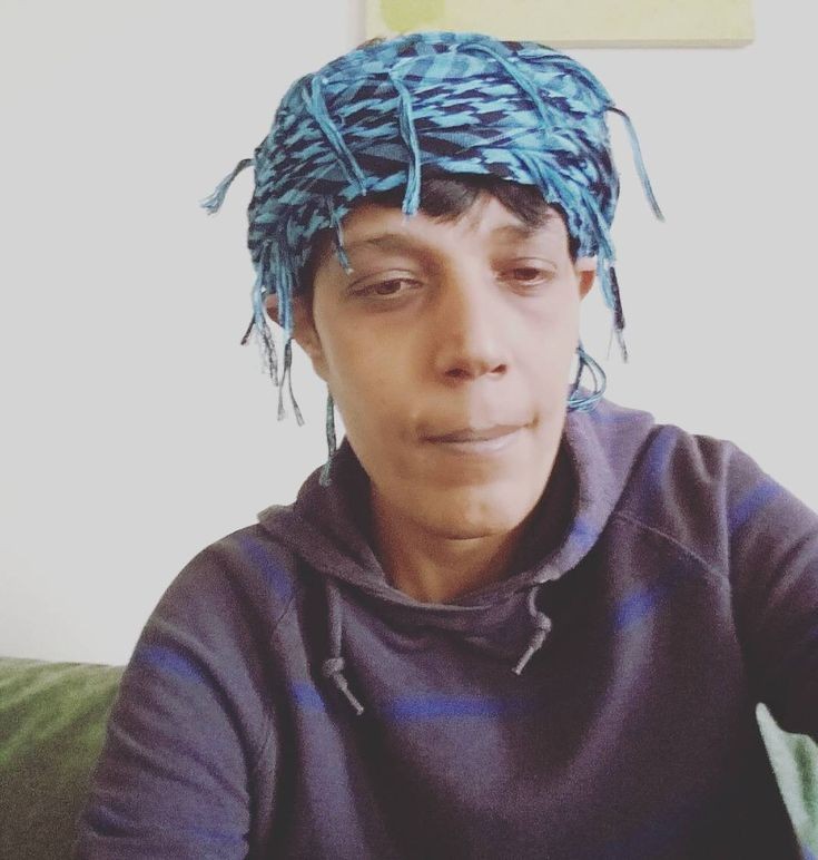 syrxi0812's tweet image. اليوم يصادف على الأغلب، وبحسب تقارير الطبّ الشرعي، ذكرى وفاة مازن حمادة، لأنو التقارير بتقول إنو توفّى قبل أسبوع من 8 ديسمبر هو والمعتقلين اللي كانوا معه بهديك الأيام.
لا تنسوا تترحموا عليهم وتدعولهم بالمغفرة والرحمة… الله يجعل مثواهم الجنة ويصبّر قلوب أهاليهم