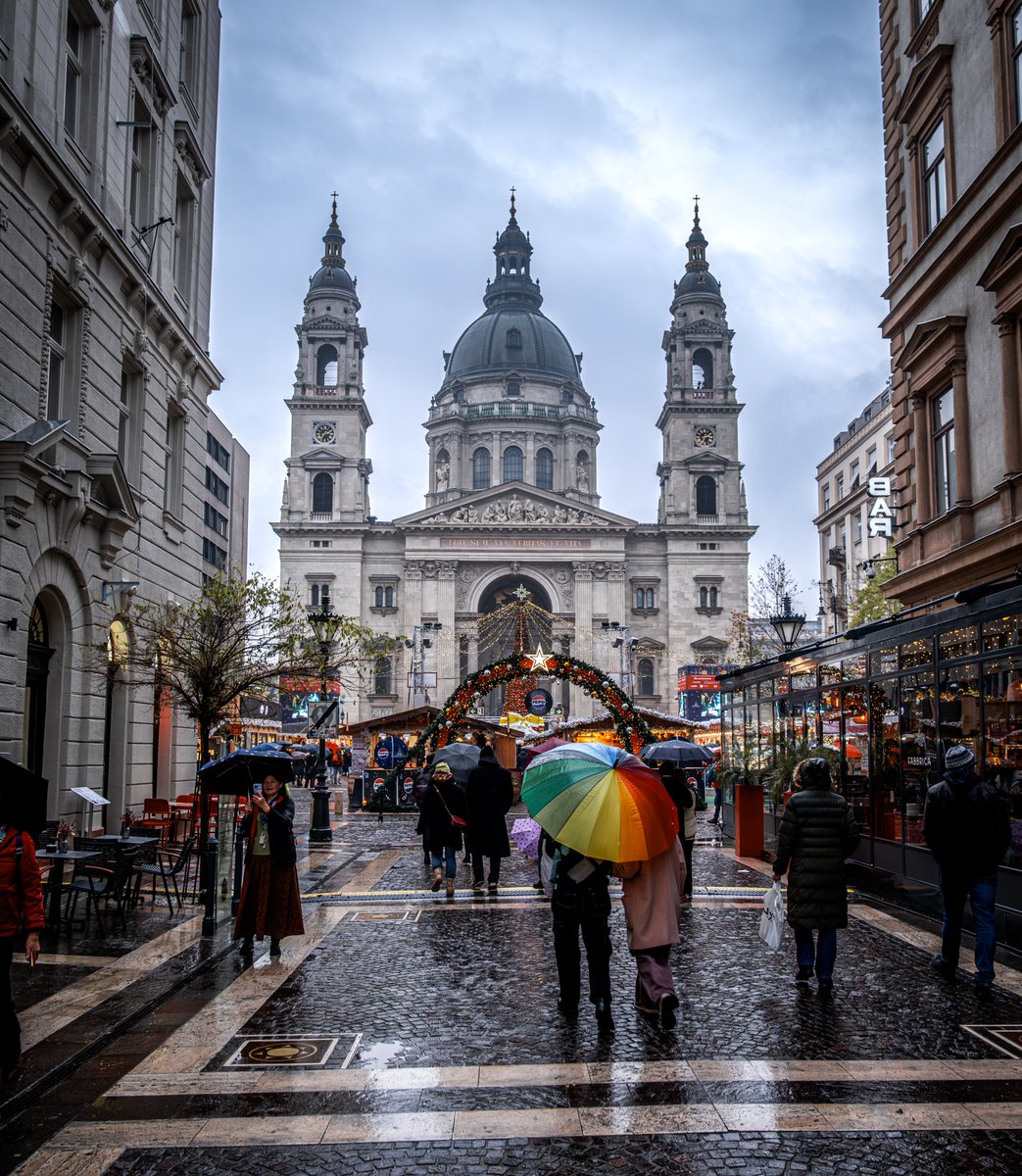 I just last week was visiting Christmas markets in Eastern Europe.

No troops.  No D-Day style dragon's teeth roadblocks.  No fear.  No jihad.  Just joy.

Ask yourself why this is so different than in Western Europe.

Immigration policies are the answer.

(That's one of my photos