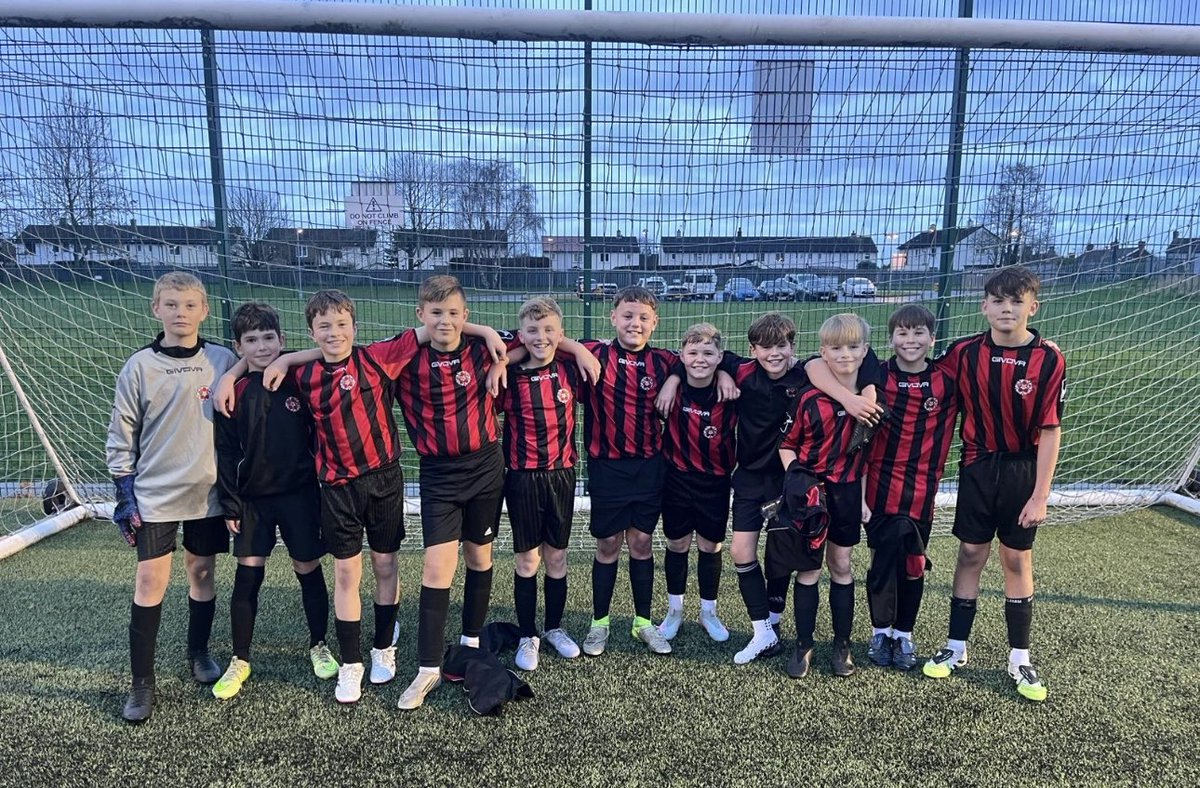 Monday SHS sporting round up. 

Year 8 netball - an impressive 17-8 win 

Year 10 netball - a narrow 18-24 loss 

Year 7 football - A 3-2 win sees them progress to the next stage of the ESFA cup