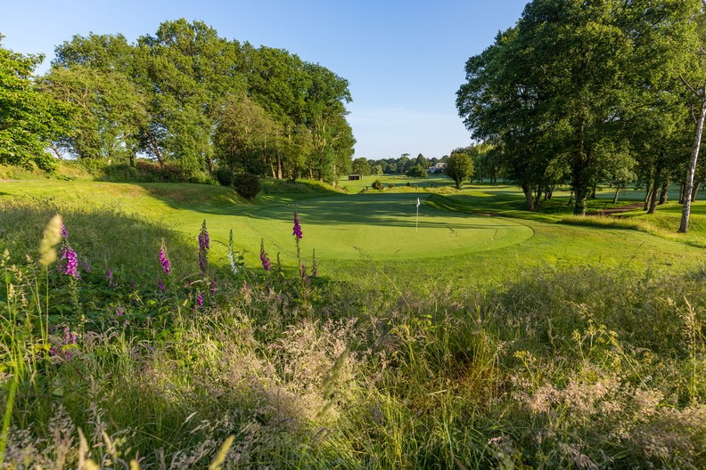 We are on the look out 👀✋😃

Who has played ALL the courses in our great County of Middlesex?

or if not all how many have you played?

Maybe if you have yet to experience many of our clubs, now is the time to use your Middlesex County card if you are a member of an affiliated