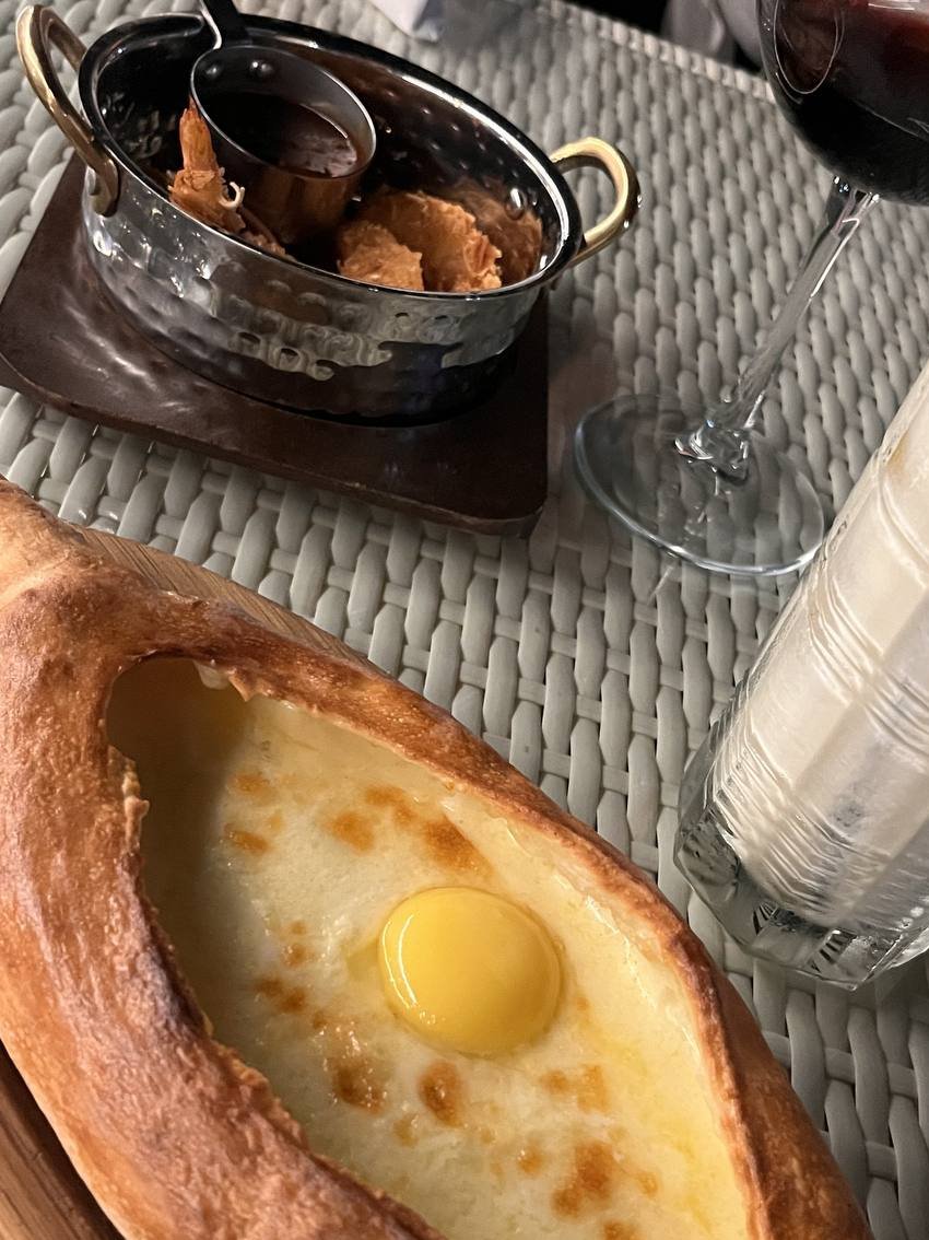 how nice it is to relax and eat well

i was busy and very tired, so took a little break from replies and posts

to be honest, i've already started to miss it - will be back in full force tomorrow

in the meantime, decided to choose Georgian cuisine for dinner