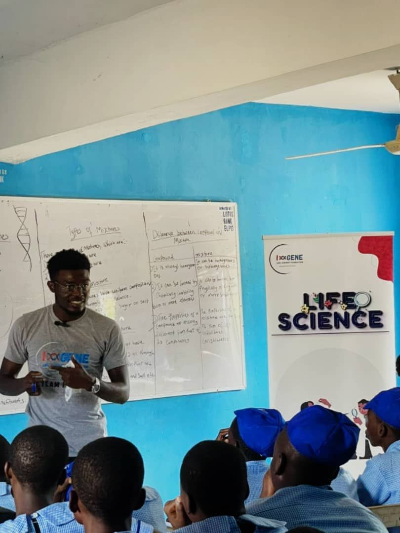 The best gift for a man is timely knowledge.
A biotech revolution in Nigeria requires early, grassroots exposure. For many students yesterday, it was their first time holding a microscope or doing a practical.
We are laying the groundwork for future success!
#STEM #Nigeria