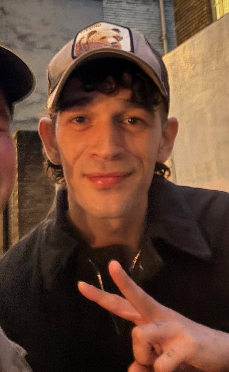 theogreatwar's tweet image. FUCK MY FUCKING CHUNGUS LIFEEEEE THE FUCKING MOHAWK