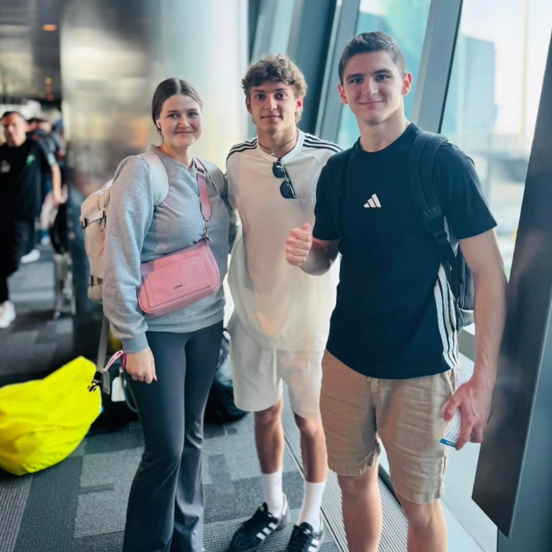 RussonelliEra's tweet image. Kimi today with Leonardo Fornaroli and fans