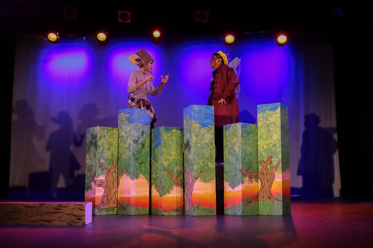 Sueño de una Noche de Verano 🧚🏻‍♀️

El talento de la compañía de teatro del campus llenó el escenario con magia, comedia y un toque de caos encantador ⭐

¡Felicidades a los estudiantes por su increíble talento y dedicación en cada detalle de la función! 🎭

#TecCampusAgs