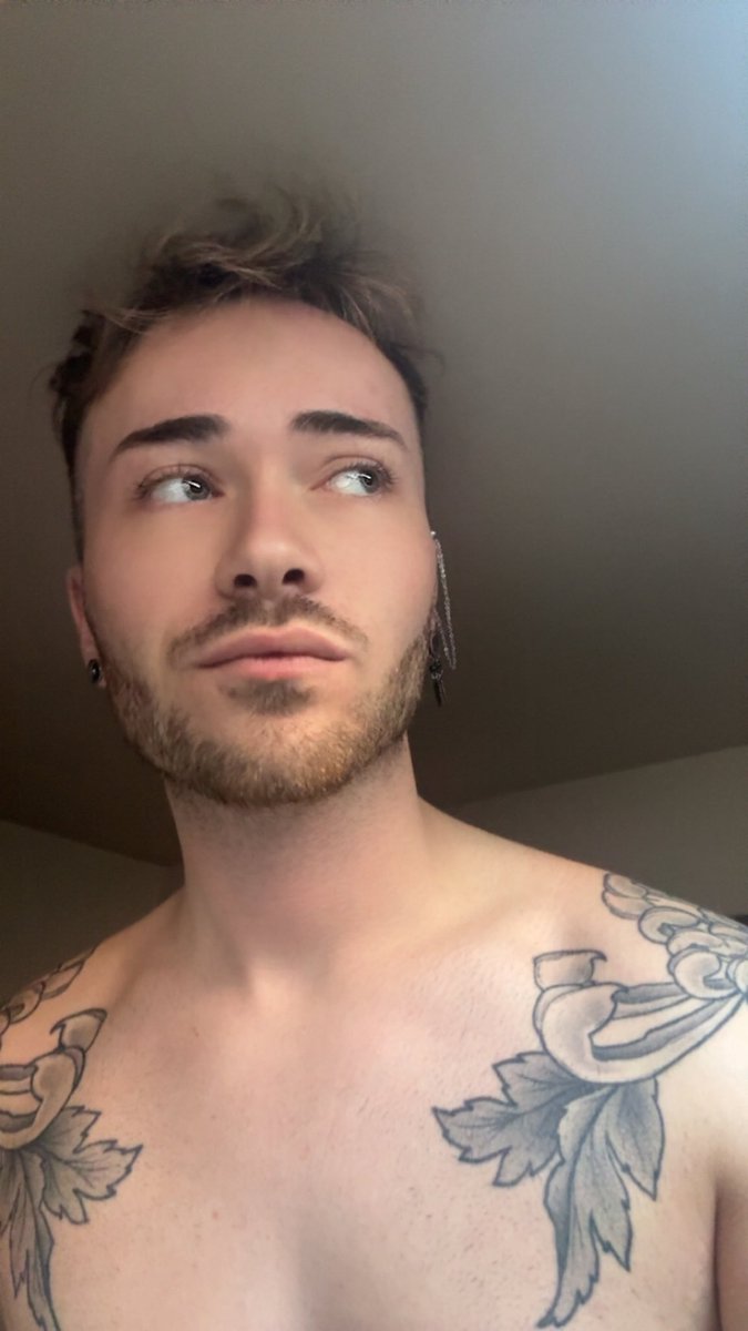 LoutreMini's tweet photo. Je le fais alors même que ma vie sexuelle est à zéro #LGBTQIAGetTested https://t.co/4idwdV79oj