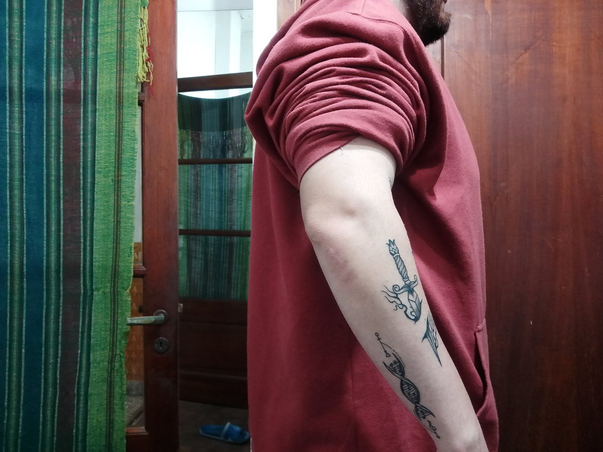 LPascualk's tweet photo. Nuevos tatuajes #tatuajes https://t.co/G2ViJqT93w