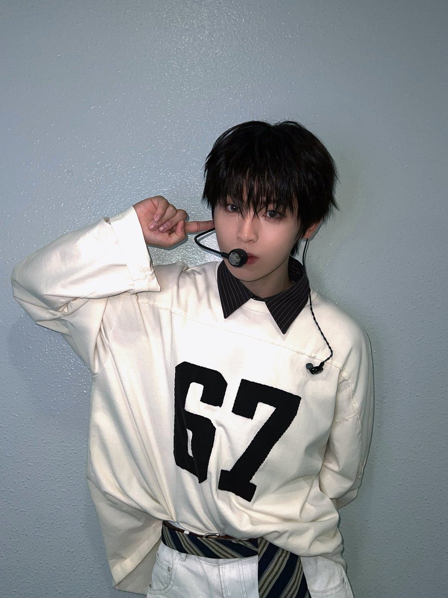 AM8IC_FRANCE's tweet photo. [🐼💬] Numéro 67 d’AM8IC, le robot panda ! 🐼🤖

#AM8IC #엠빅 #エムビック
#ROUX #루 #ルー #盛琦 https://t.co/S3VktmXijM