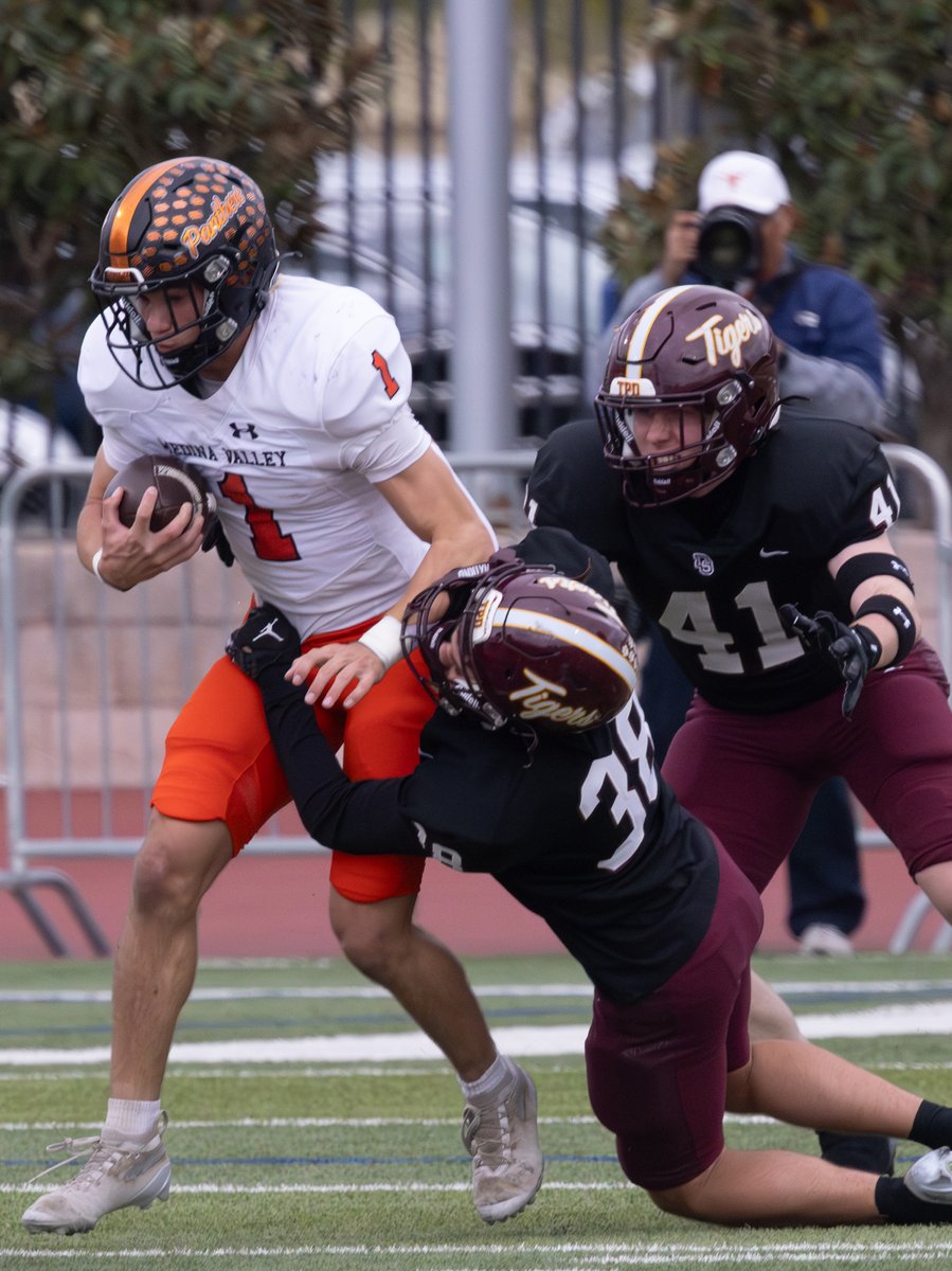 HighSchoolMV's tweet photo. WHAT A SEASON, Panthers! Our football team wrapped up an incredible year with their final playoff showdown against the Dripping Springs Tigers last week. A HUGE thank you to our amazing fans and community for packing the stands and showing up loud and proud for that final game! https://t.co/QGQgAOWNVv
