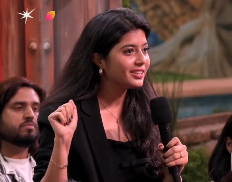 contestant so goated all the pretty people stan her.  🛐

#farrhanabhatt • #biggboss19