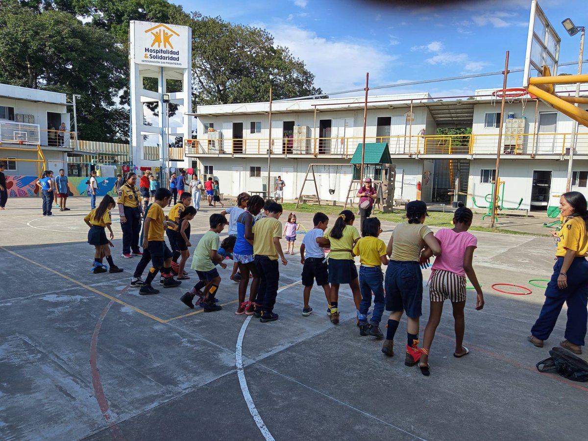 supportKIND's tweet image. 🎉 ¡Felicidades a @AlbergueHYS por 5 años defendiendo derechos y acompañando a personas en movilidad! En KIND celebramos su compromiso. Sigamos construyendo caminos de dignidad para familias e infancias que buscan protección. #HospitalidadYSolidaridad #KIND #RefugioConDignidad