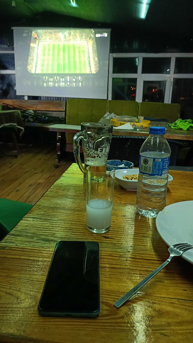 Sokayım derby maç'@ ahmet çelik büyük karaktersizsiniz!!