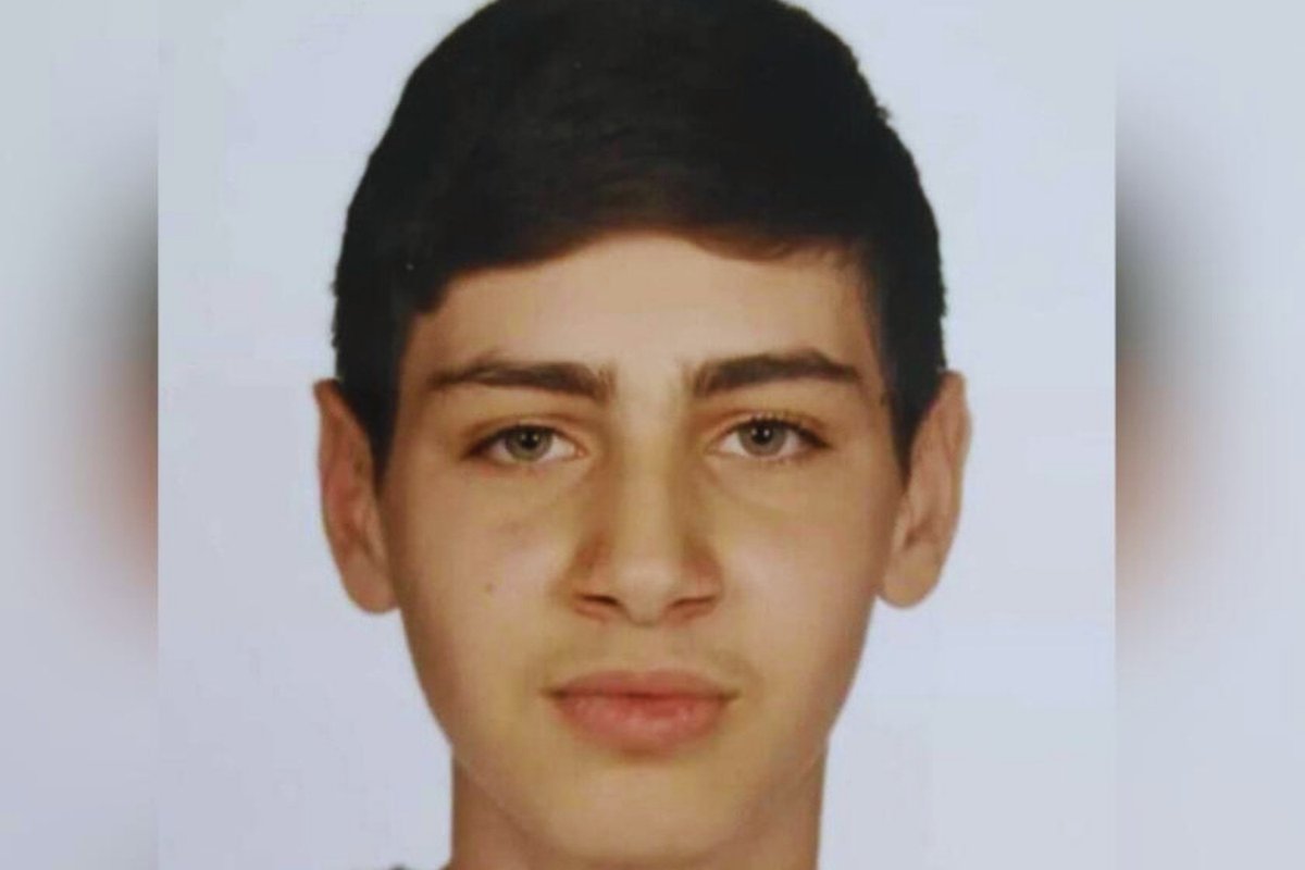 Konya'da beş gündür kayıp olan 15 yaşındaki MESEM'li Berk'in cansız bedeni bulundu:  Ailesine "Yaşama isteğim kalmadı" diye not bıraktığı ortaya çıktı

Türkiye'de bu yıl yaşamını yitiren çocuk işçi sayısı en az 85'e ulaşırken Milli Eğitim Bakanı Yusuf Tekin bugün patronlarla