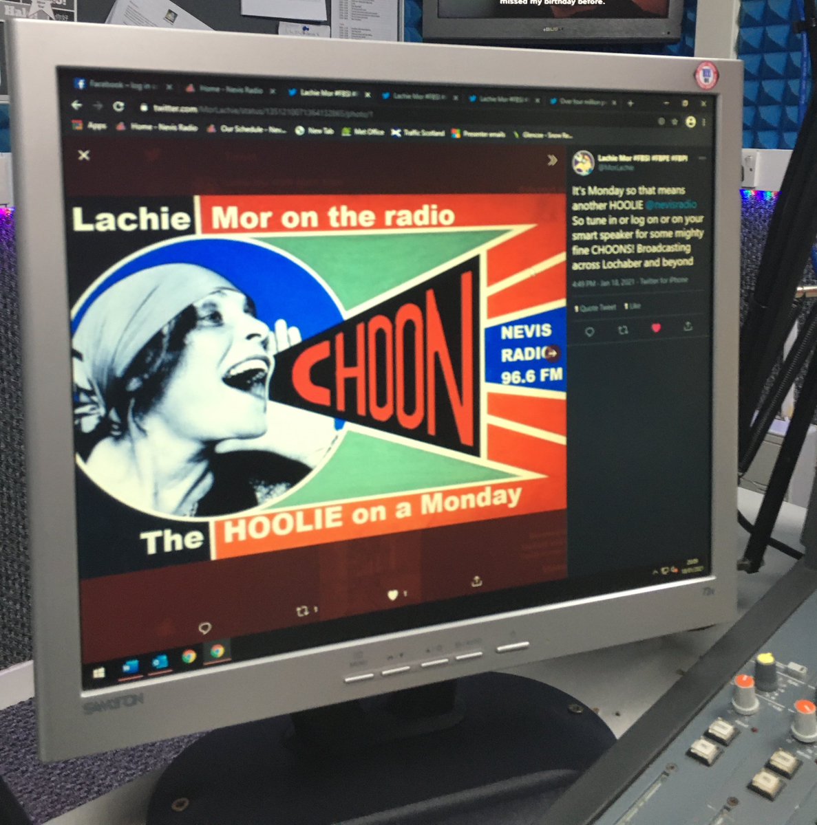 MorLachie's tweet photo. It’s Monday so that means another HOOLIE @nevisradio Broadcasting to Lochaber and Beyond. Tune 🎶 in or log on or on your smart speaker or even on the App for some mighty Fine CHOONS! 🎶 
It’s Sound Ballach-HOOL! https://t.co/Rnsj8VBuSa