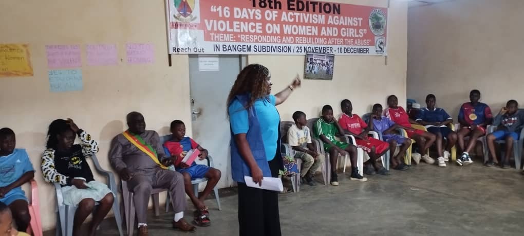 vcfoundation6's tweet photo. Providing school materials is more than giving a child books; it's giving them the chance to dream bigger and imagine a brighter future. 
Grateful for the amazing work of VCF Cameroon in helping children learn with dignity, confidence, and hope. ❤️
#GirlsEducation #EmpowerHerRise https://t.co/ZwQ8umPFyK