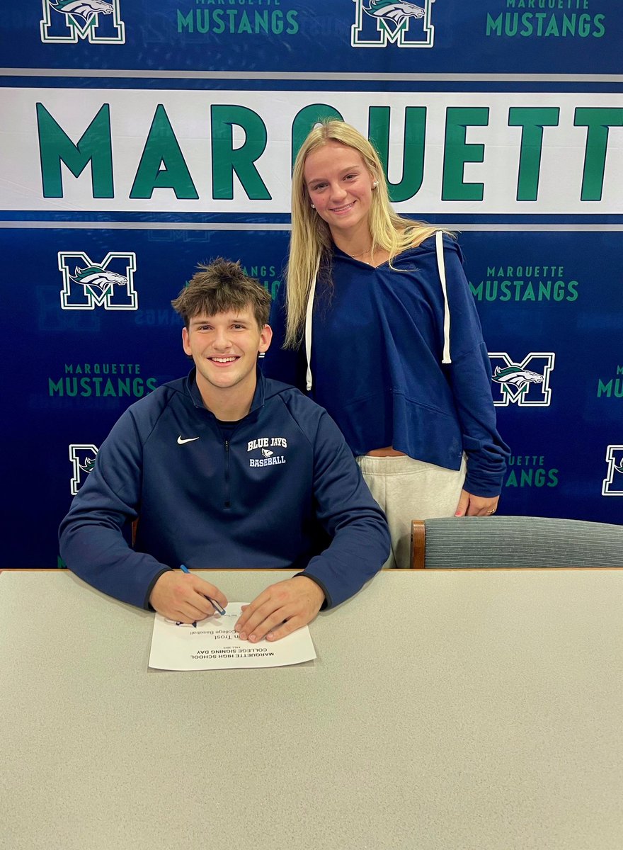 BenTrost31's tweet photo. Signed! @MustangDugout @stllpa @WestminsterBase #westmo #BlueJayNation https://t.co/xKZysGqXx9