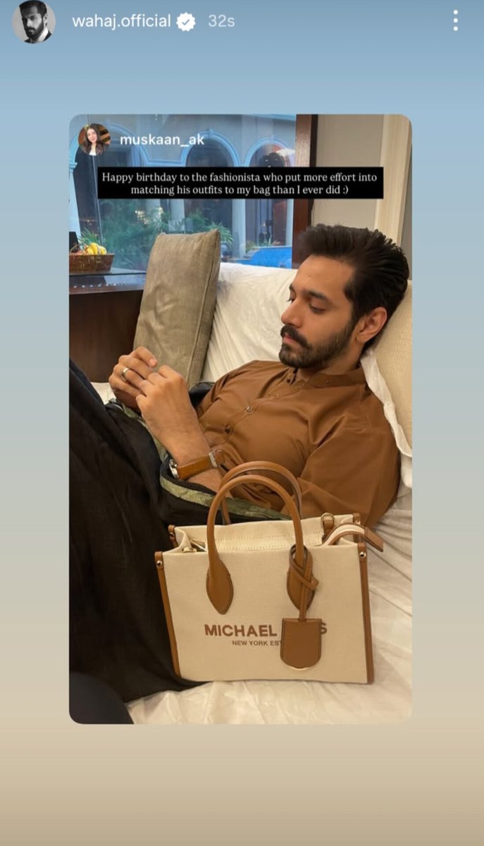 Ahaaaa Murtasim Khan unseen pic 🥹😭😭
He looks so good in 🤎 kurta 
And The caption 😁🙈
#WahajAli