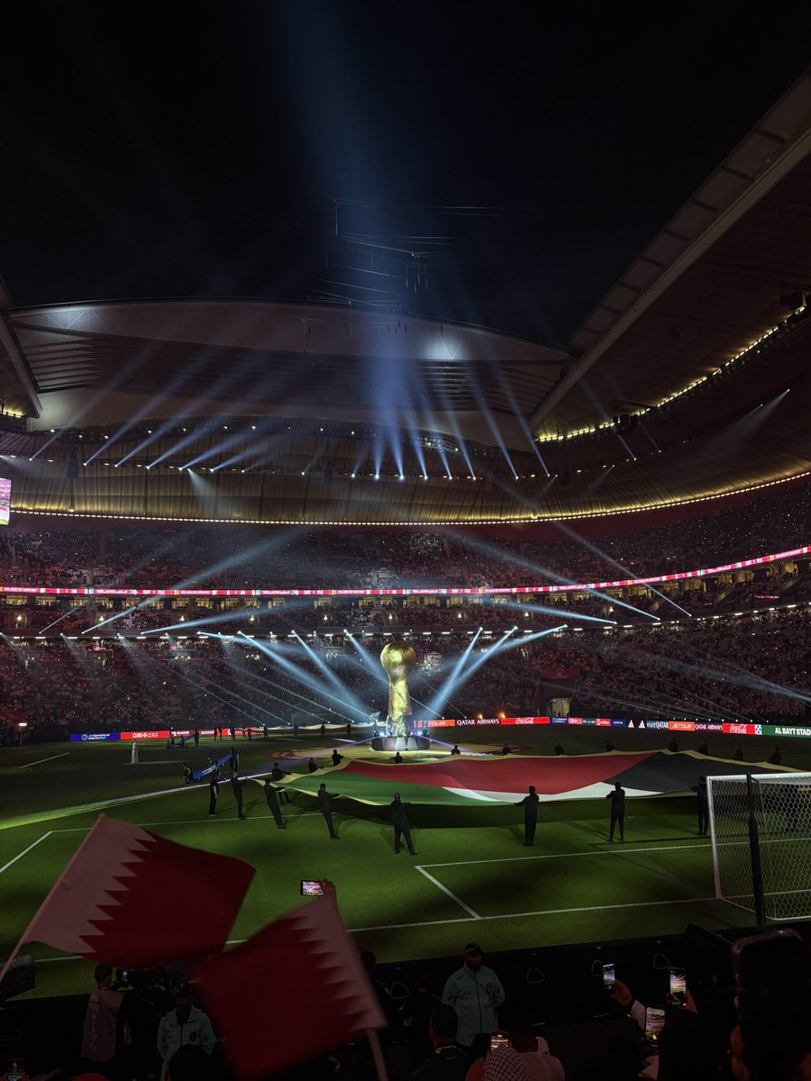 mostlyydan's tweet image. 💫