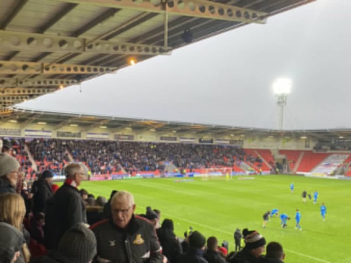 LeagueOne25's tweet image. 1,964 Peterborough United fans in the away end at Doncaster Rovers on Saturday 👏 

#pufc #utp #posh #DRFC