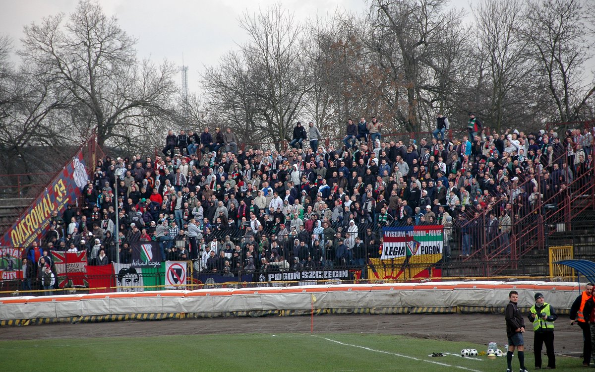 gra_gitara's tweet image. 2010.04.03 Motor Lublin - Pogoń Szczecin