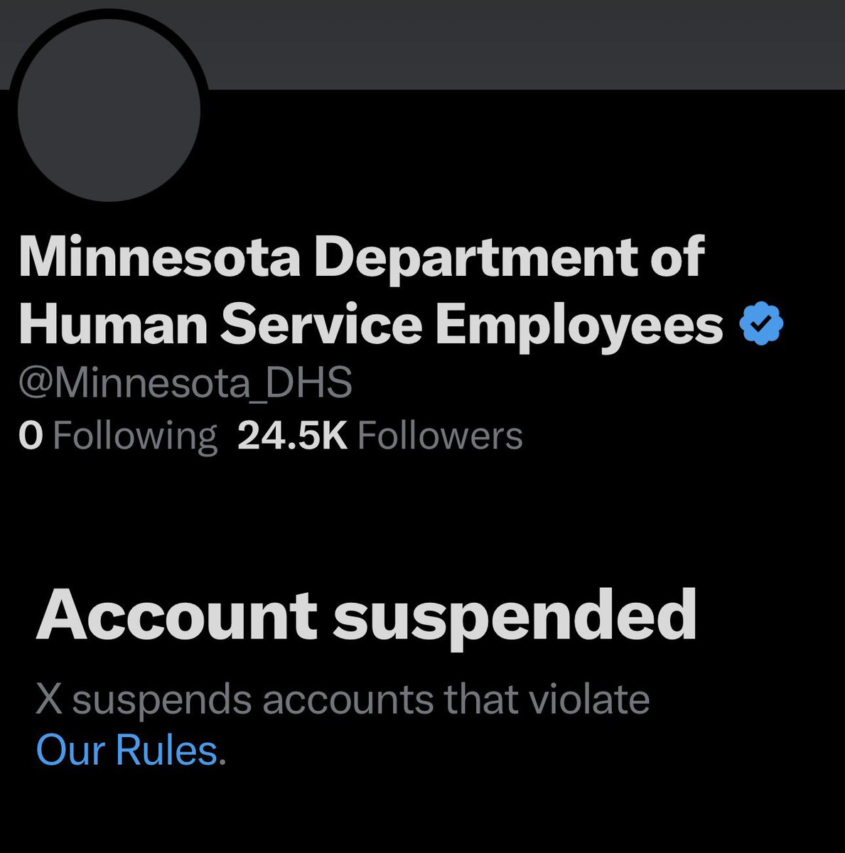 GhostEzraQ's tweet image. 🚨 BREAKING: X just PERMANENTLY SUSPENDED the official @Minnesota_DHS account run by over 480 Minnesota Department of Human Services employees. They were exposing Governor Tim Walz’s direct role in the $1B+ Feeding Our Future fraud scandal, ghost children, Somali gangs,…