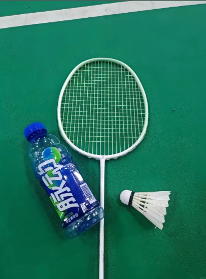 annie6855's tweet image. Game mode: On. Hydration: Always. 🏸💧 #BadmintonVibes #StayInTheZone"

"Let’s smash some goals and hydrate in style! 🏸🥤 #WinningCombo #BadmintonLife"