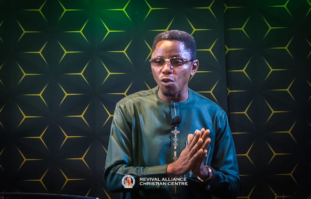 Raccmedia's tweet photo. Christ is the pathway to perfection.
#GoodNews #gospel #ItIsAllAboutJesus #MakingJesusFamous #churchservice #biblestudy #sunday #revsamoyeyipo #pstbisioyeyipo #trendingnow #SundayVibes #nigeria #SundayService https://t.co/AL85WdPXwO