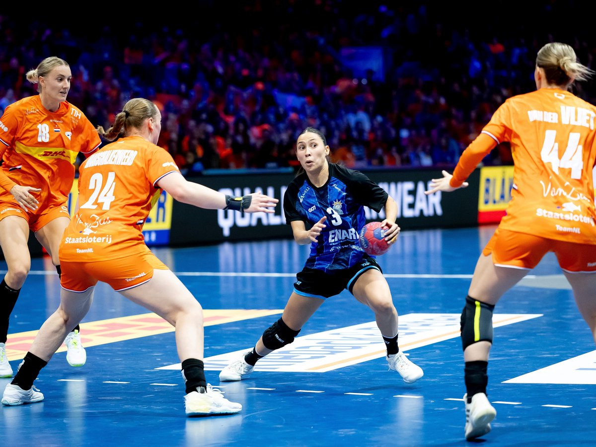 radiografica893's tweet image. #ALC / 16h

➡️ ¡Ganó Boca! El análisis de @jlmelendez500 

➡️ ¿Qué está pasando en San Lorenzo? Te lo cuenta @CrisPagliaro. El polideportivo de Giuliana

🔴 Vivo en el Youtube de la Gráfica

Con @carlosaira11 y @nehuuenn