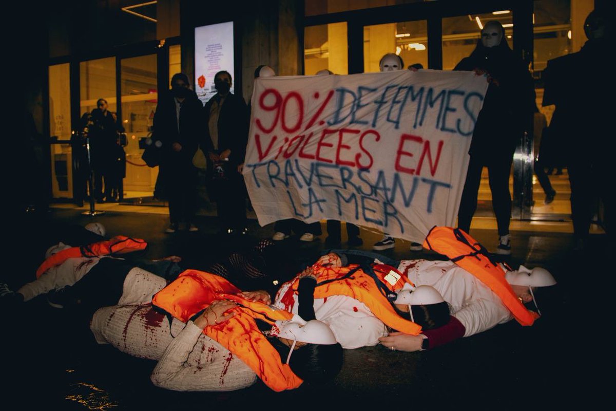 Coll_Nemesis's tweet photo. 🚨LES FEMMES NE SONT PAS DES FRONTIÈRES VIOLABLES🚨

@SOSMedFrance COMPLICE. https://t.co/onY7wD53ku