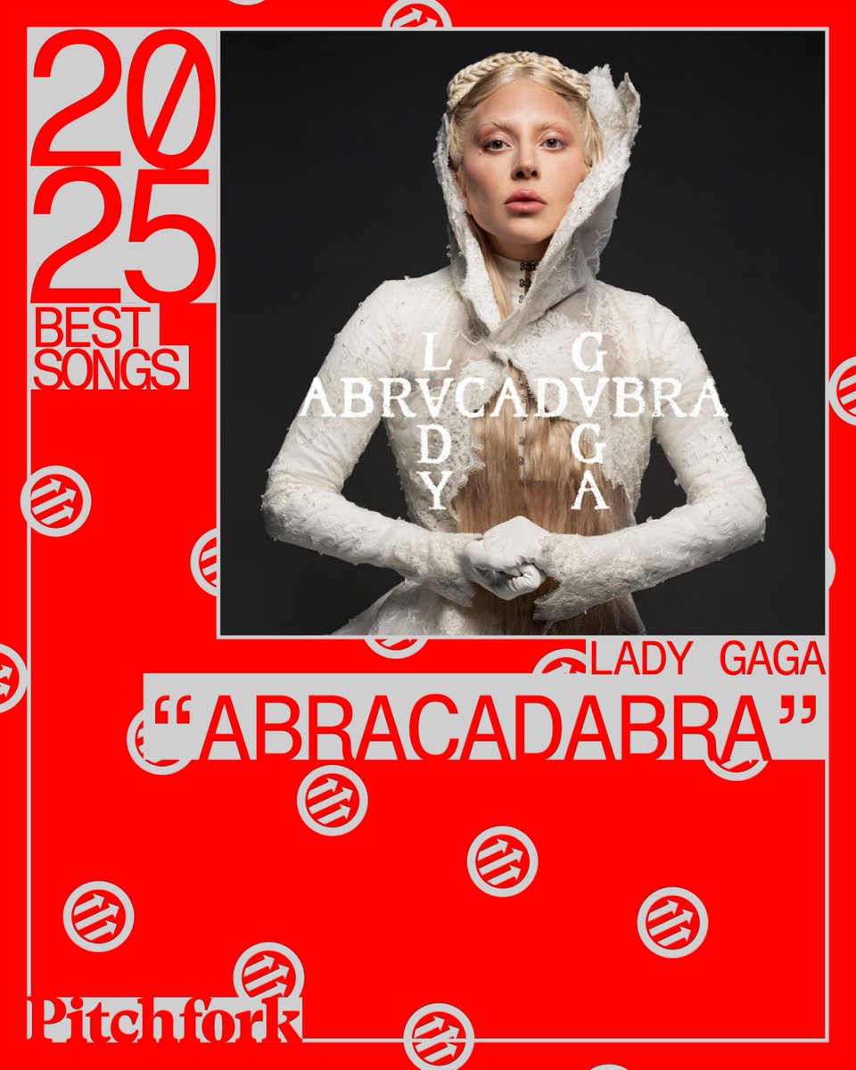 Pitchfork tweet media