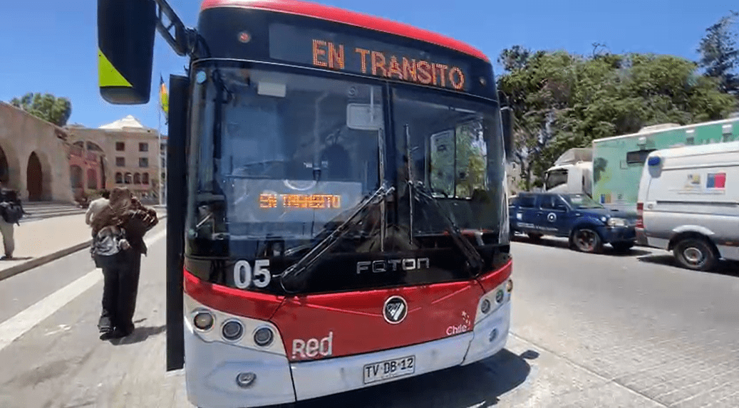 MiRadiols's tweet photo. Evasión de buses eléctricos bordea el 3% en La Serena y Coquimbo https://t.co/dbaT5dPjVQ https://t.co/cqHTW9idYp