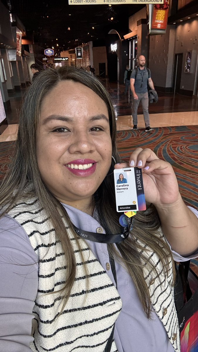 Carolina Herrera Monteza tweet media