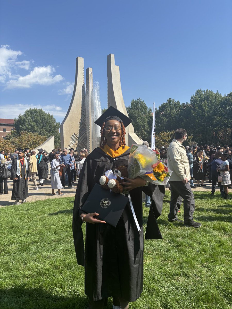 tigergoodsmusic's tweet image. officially 5 years sober from alcohol

1,826 times I woke up and decided to do better, I’m proud of myself