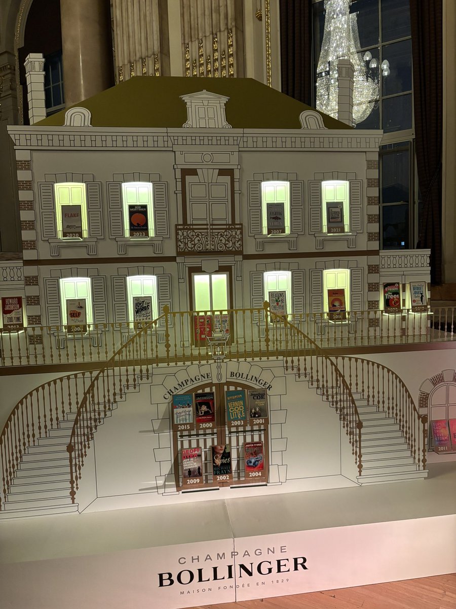 James Wills tweet media