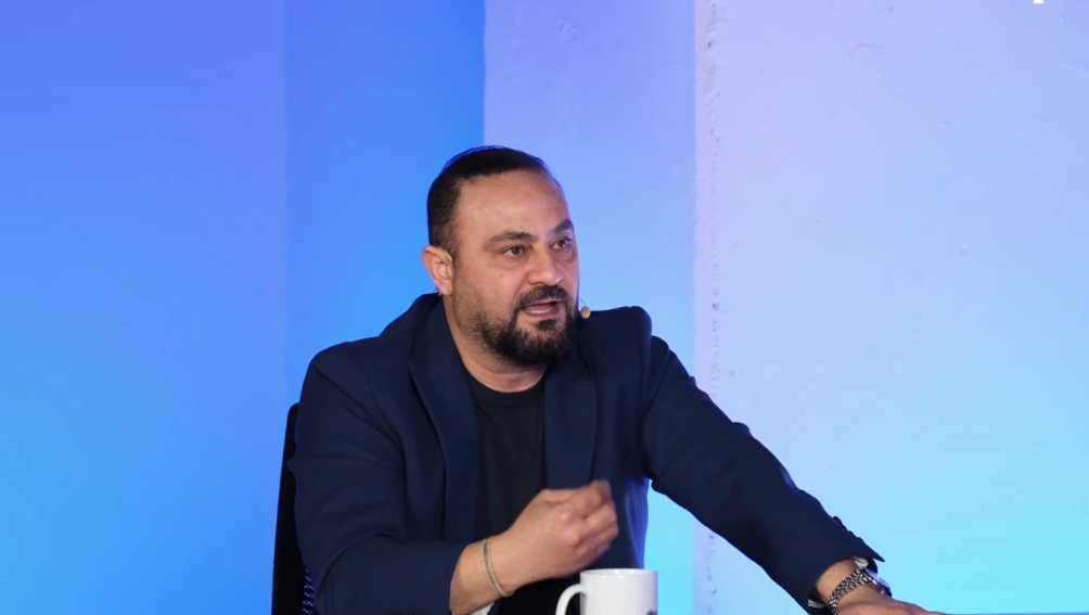 Hasan Şaş: "Okan hoca... Icardi evet saygı duyuyoruz ama ya 5 dakika daha Osimhen sahada kalamaz mıydı? Arda, orada topa vurdurmayacaksın! Sevgili hocam, Osimhen varken yan toplarda sorun olmuyordu. Bir Osimhen sahada 5 dakika daha kalamadı mı?"