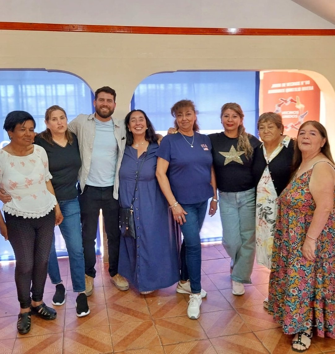 Junto a <a href="/jeannette_jara/">Jeannette Jara Román</a> en Viña del Mar! Sin miedo partimos esta campaña, para consolidar lo avanzado y seguir cambiando lo injusto. Mucha fuerza compañera! Vota 2, vota Jara! ✌️🇨🇱