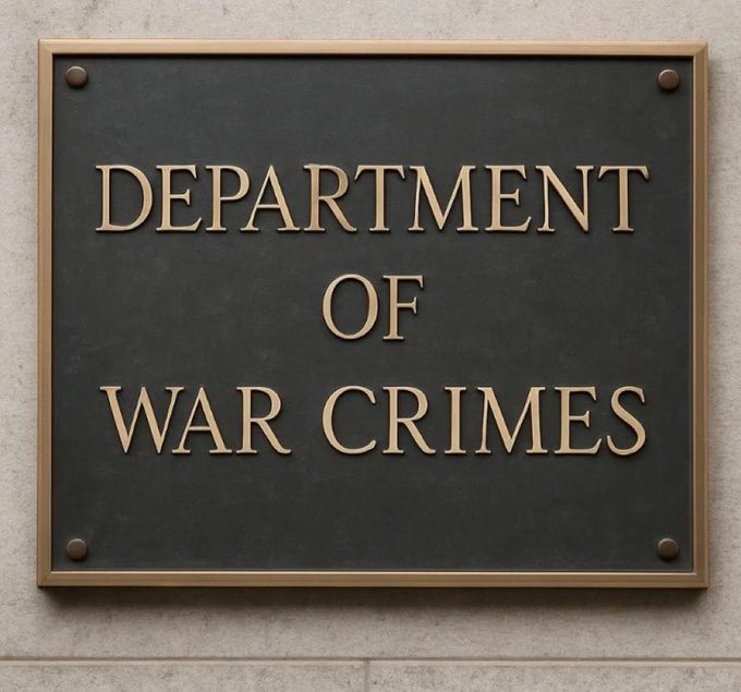 mmpadellan's tweet image. Damn, there&apos;s a whole lot of people who owe Sen. Kelly, and the other 5 members of Congress a HUGE fucking apology for saying they should be put to death for...

...telling soldiers NOT to obey illegal orders. Especially when those orders are WAR CRIMES.